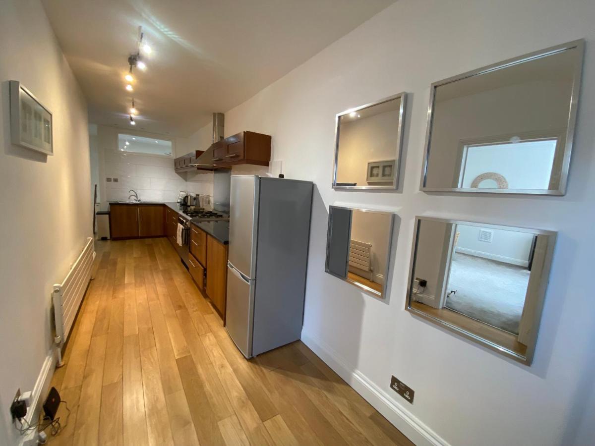 Fantastic Spacious Garden Flat With Own Private Entrance London Exterior foto